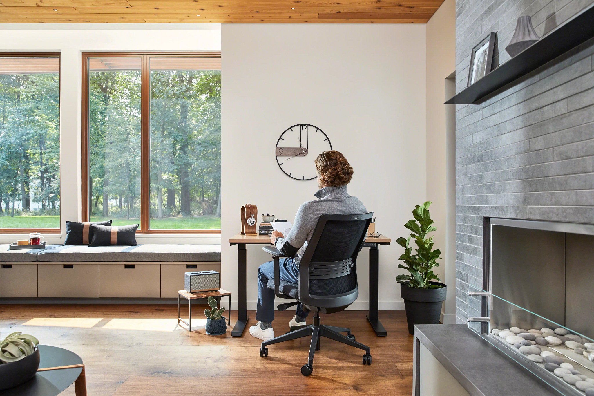 Bodi lounge seating in a modern office breakout area