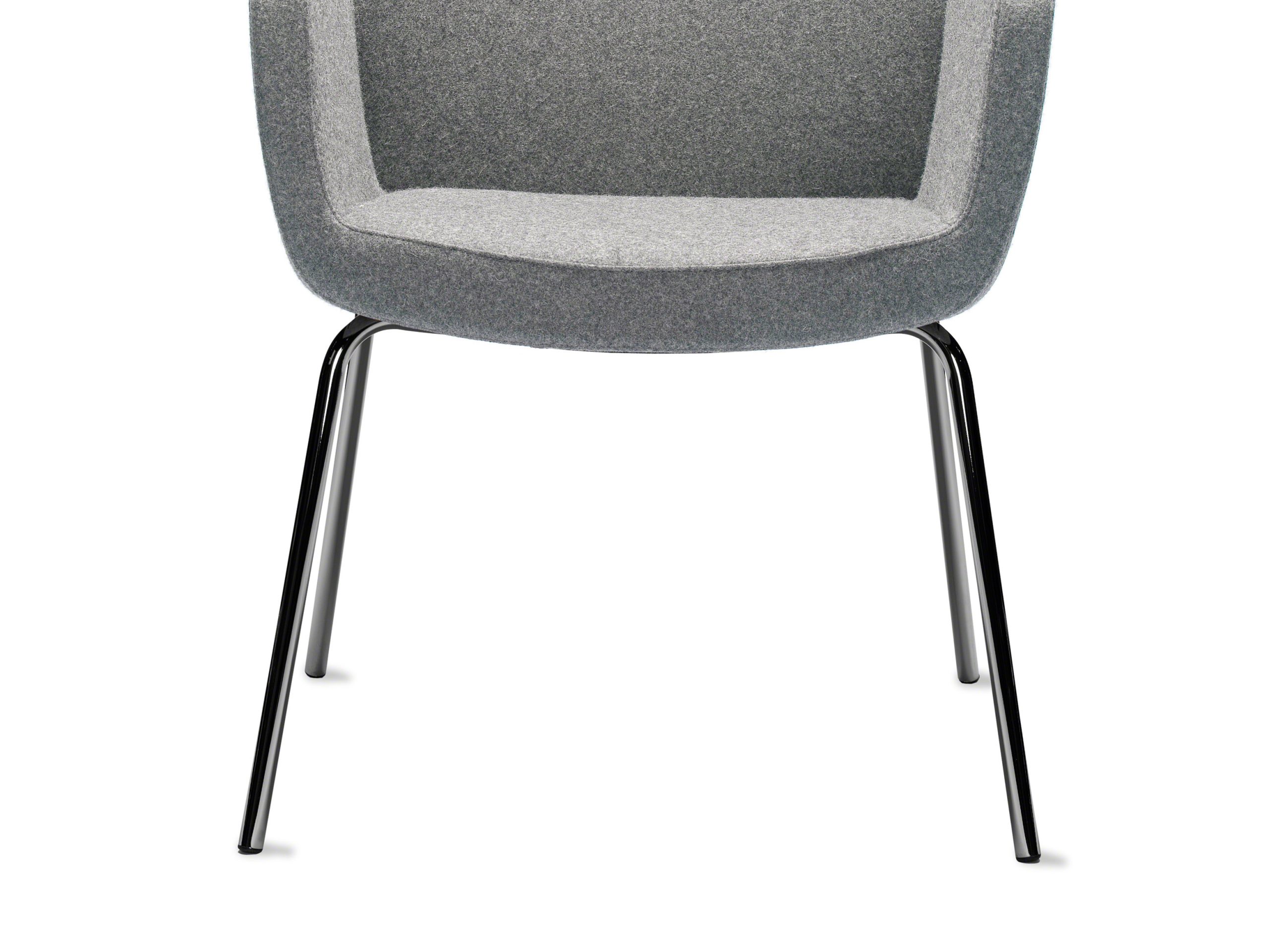 Bindu lounge seating by Steelcase in a relaxed office breakout space