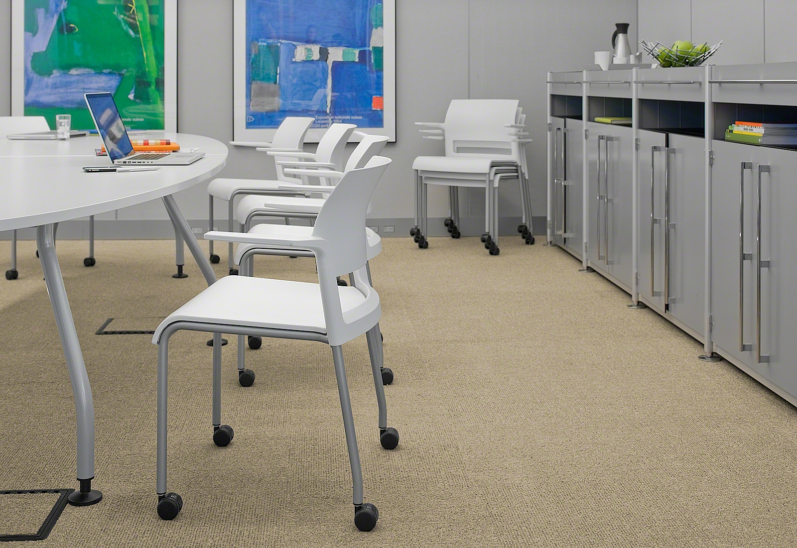 Steelcase Move stool supporting active seating in a modern office