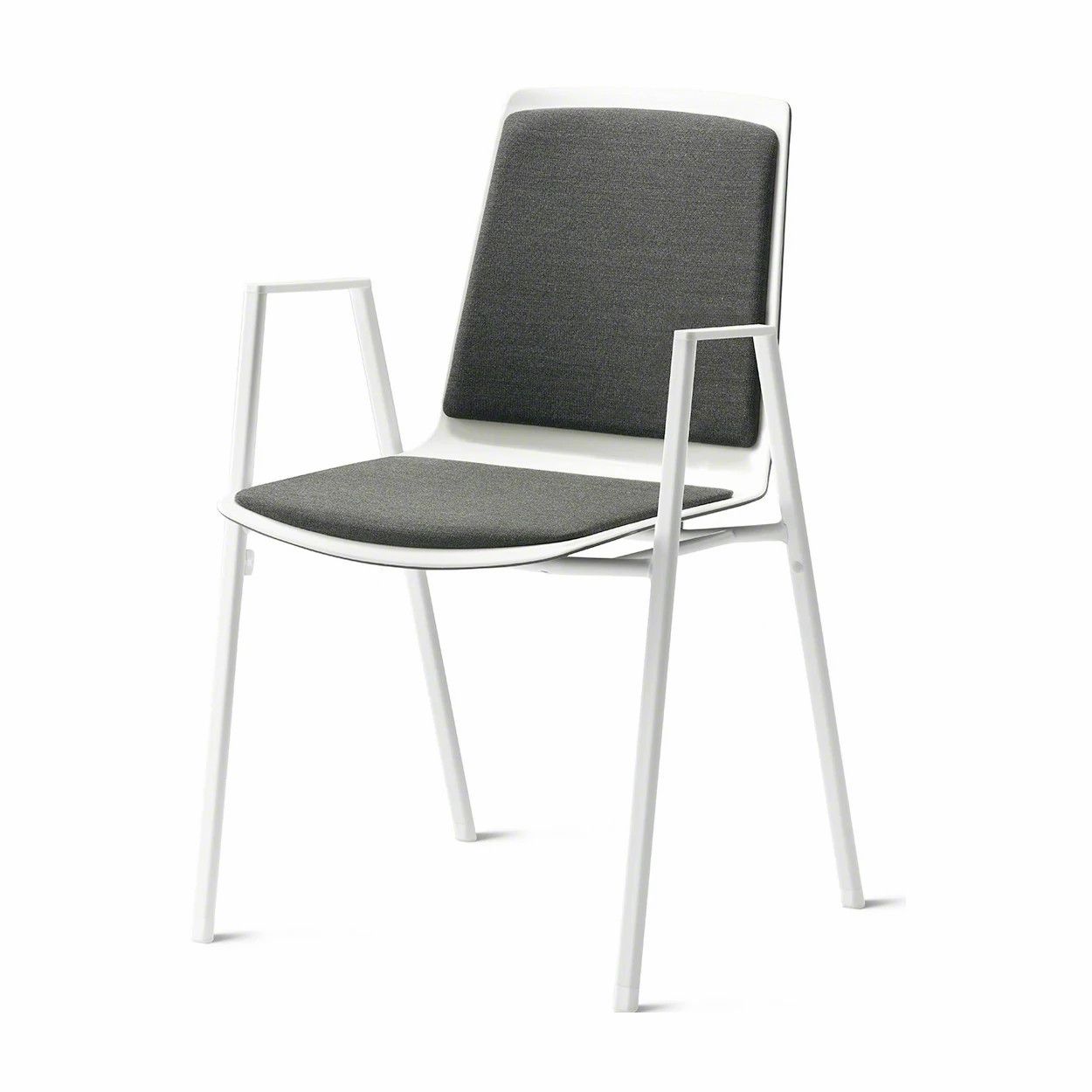 Steelcase Nooi meeting chair around a collaborative workspace table