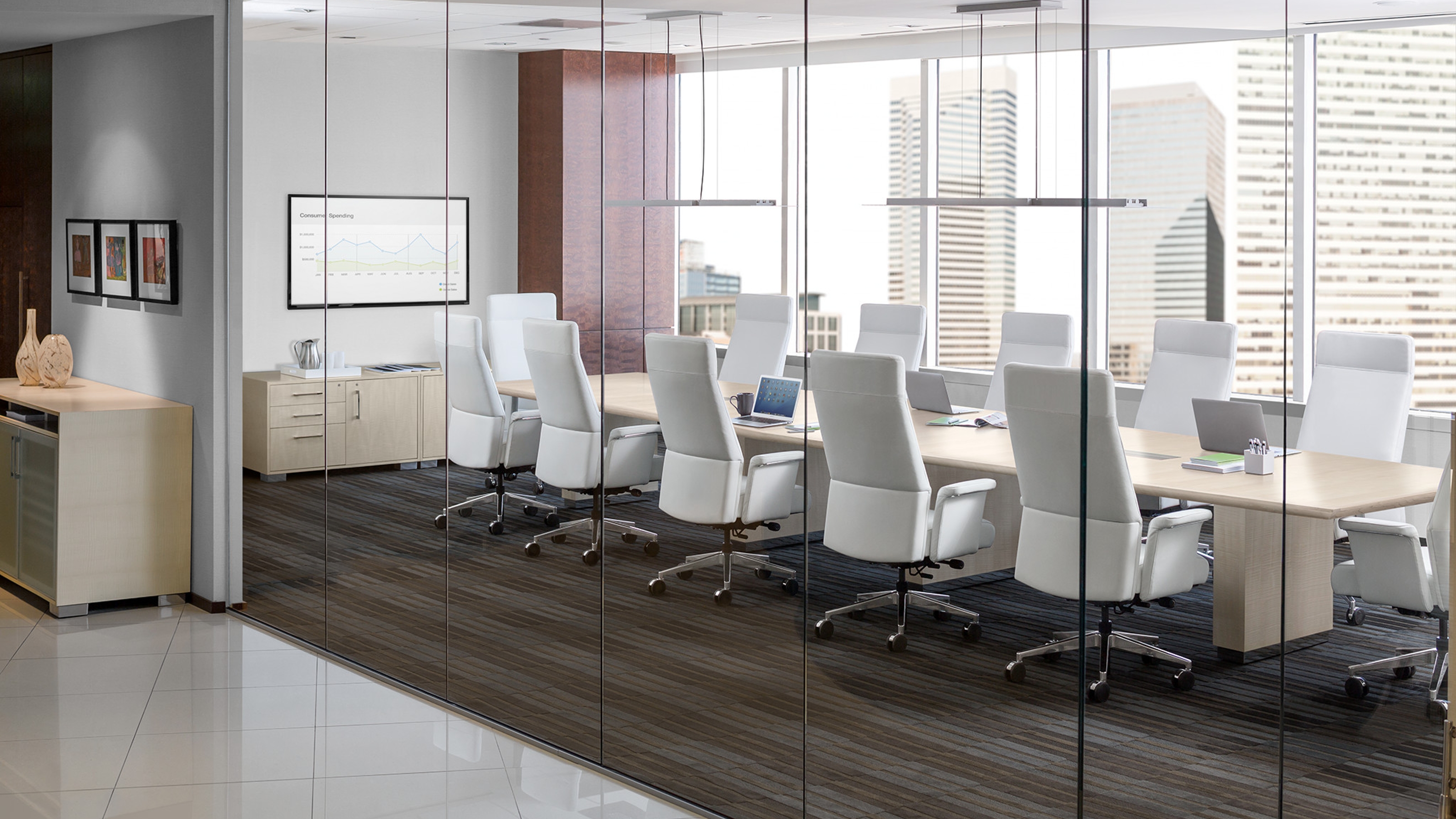 Siento executive office chair by Steelcase at a professional workstation