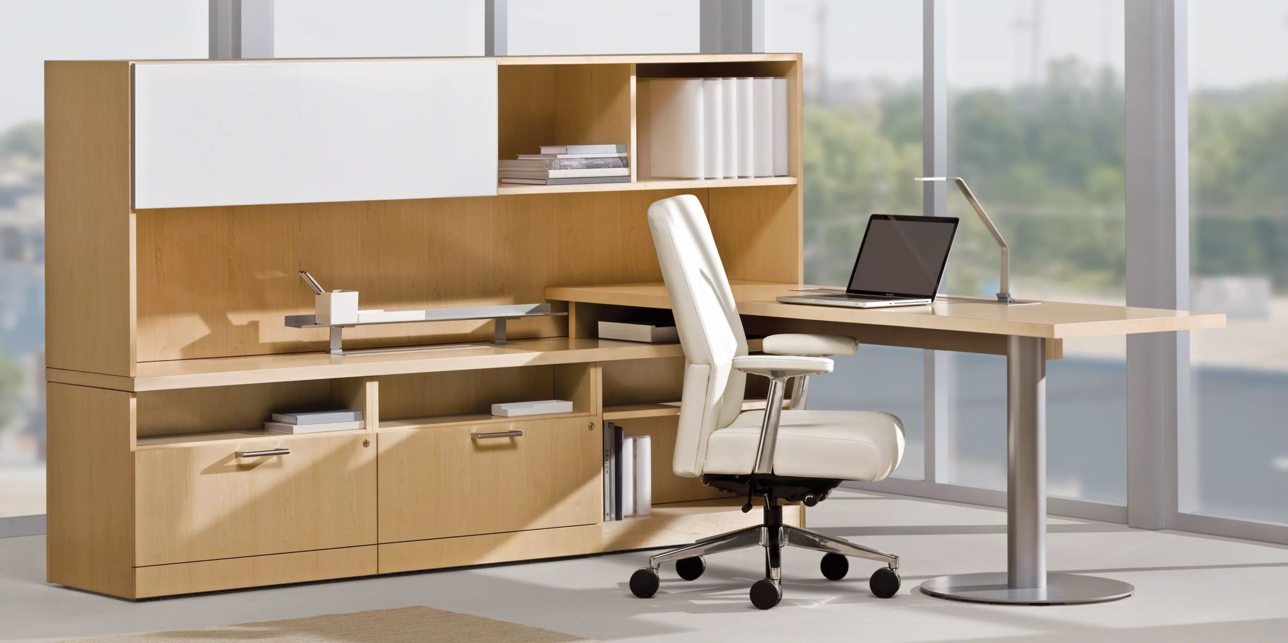 Siento executive office chair by Steelcase at a professional workstation
