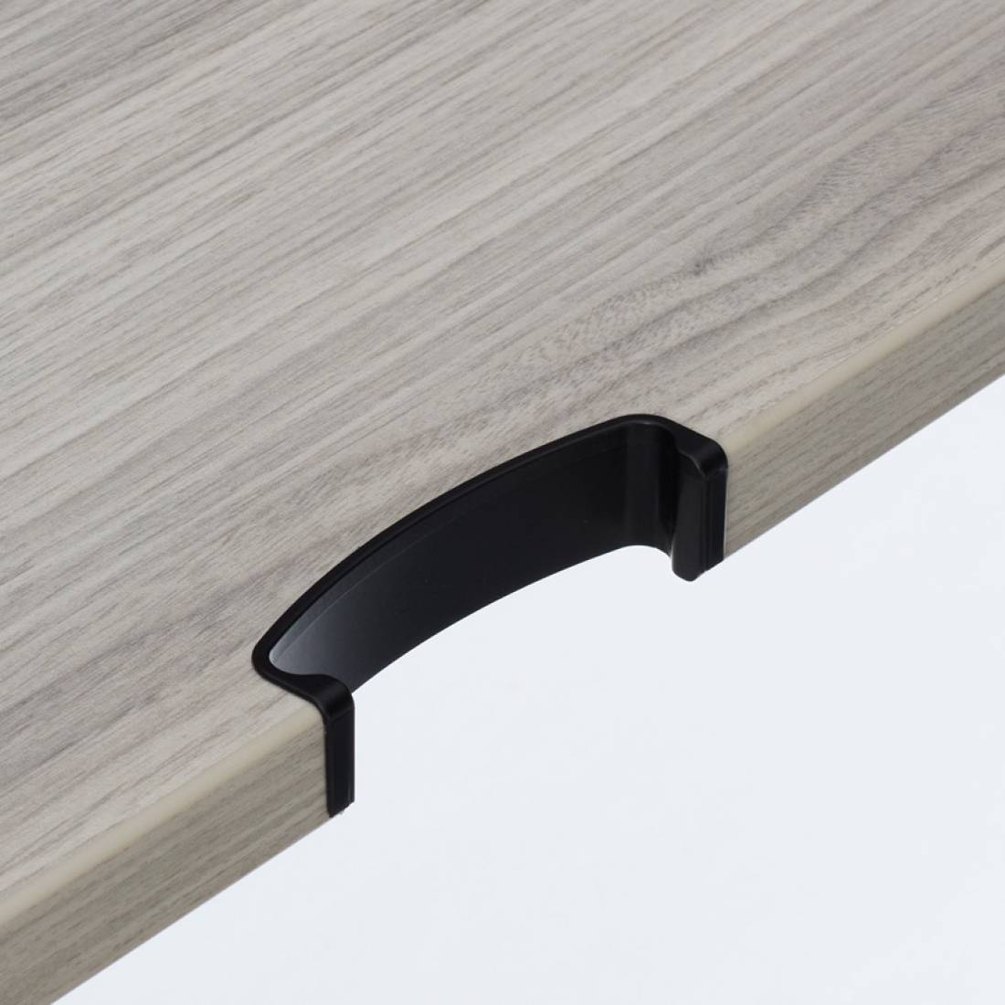 Boulevard System 3 workstation system for modern workplace environments