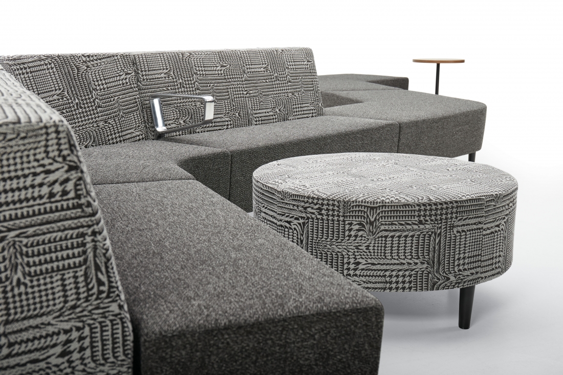 River Plus lounge seating for modern workplace environments