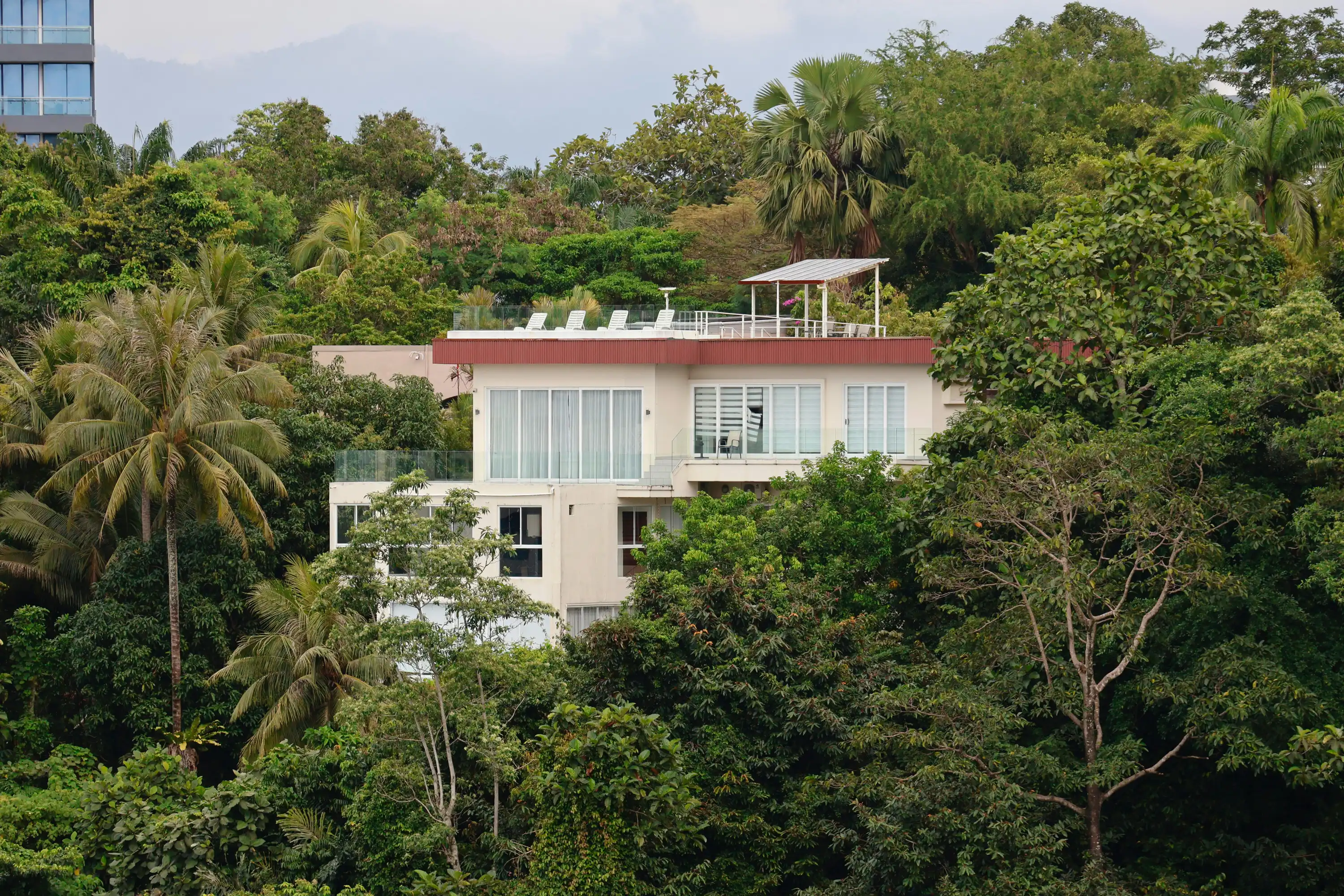 Airbnb 1099-K Tax Form: Requirements, Deductions, and Tax