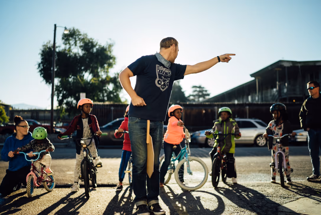 MiiR teams up with nonprofit partners such as the Boise Bicycle Project to support community programs.