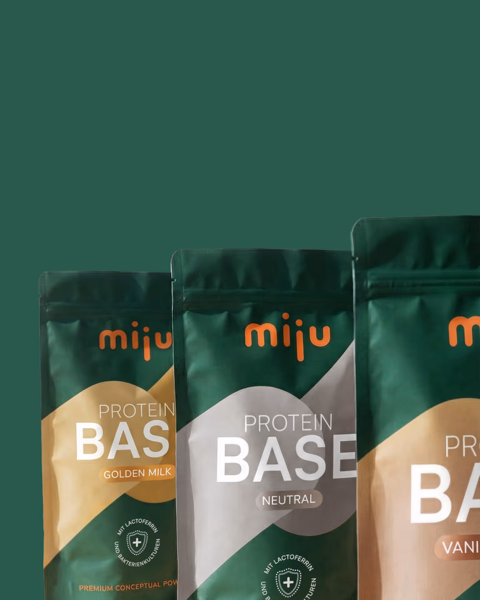 Drei grüne Verpackungen von miju Protein Base