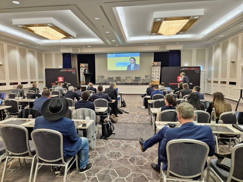 No alternative text description for this image