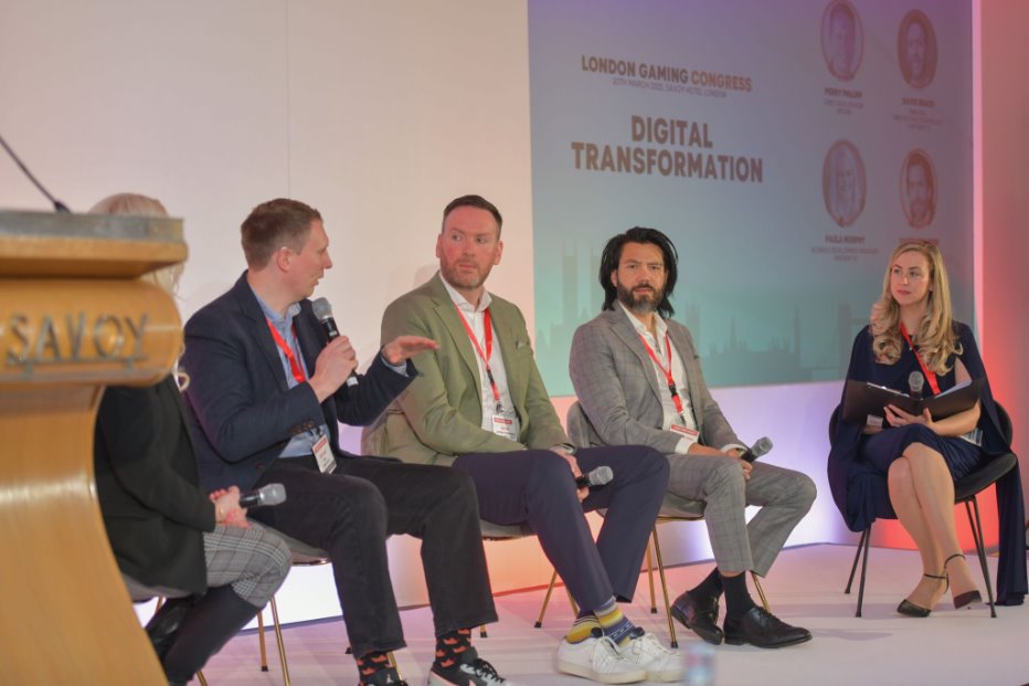 No alternative text description for this image