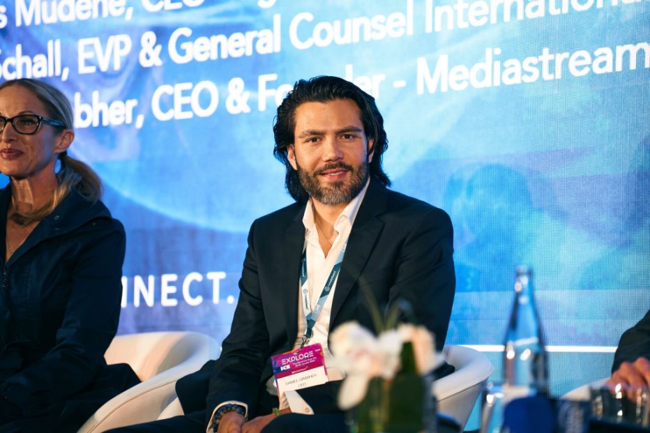 No alternative text description for this image