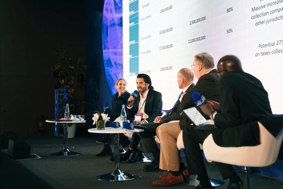 No alternative text description for this image