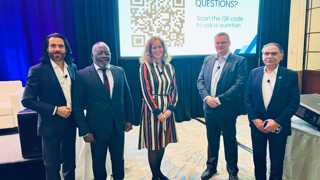 No alternative text description for this image