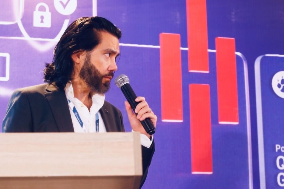 No alternative text description for this image