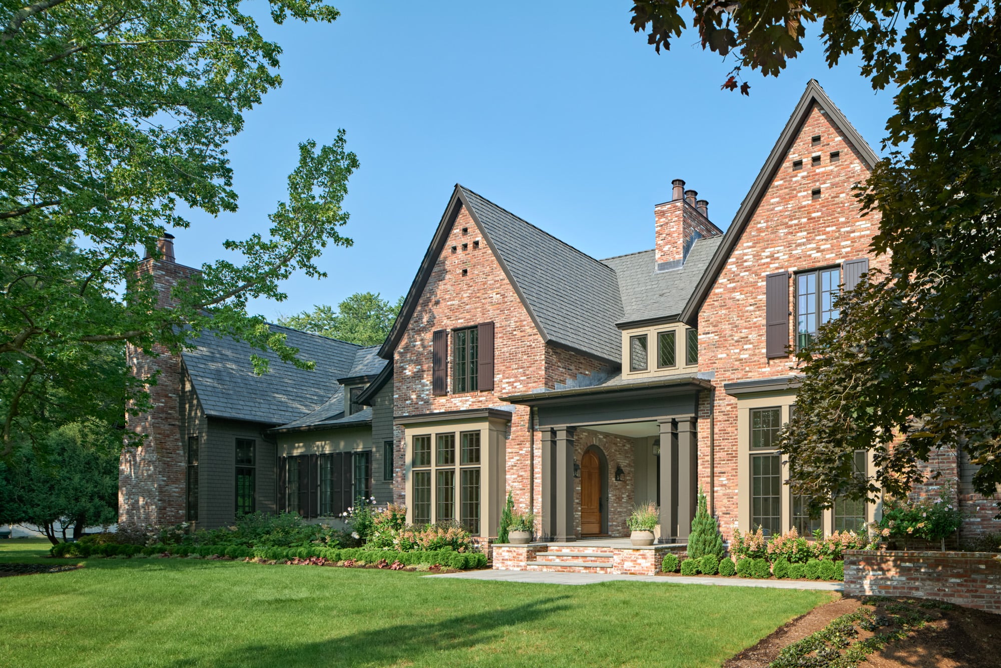 NS Builders specializes in constructing bespoke homes that set a new benchmark for luxury living.