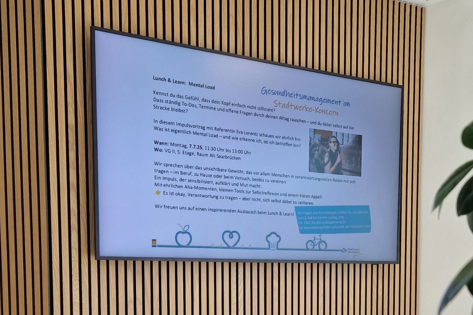 For room booking, digital door displays were installed, directly connected to Microsoft Outlook, showing real-time occupancy status