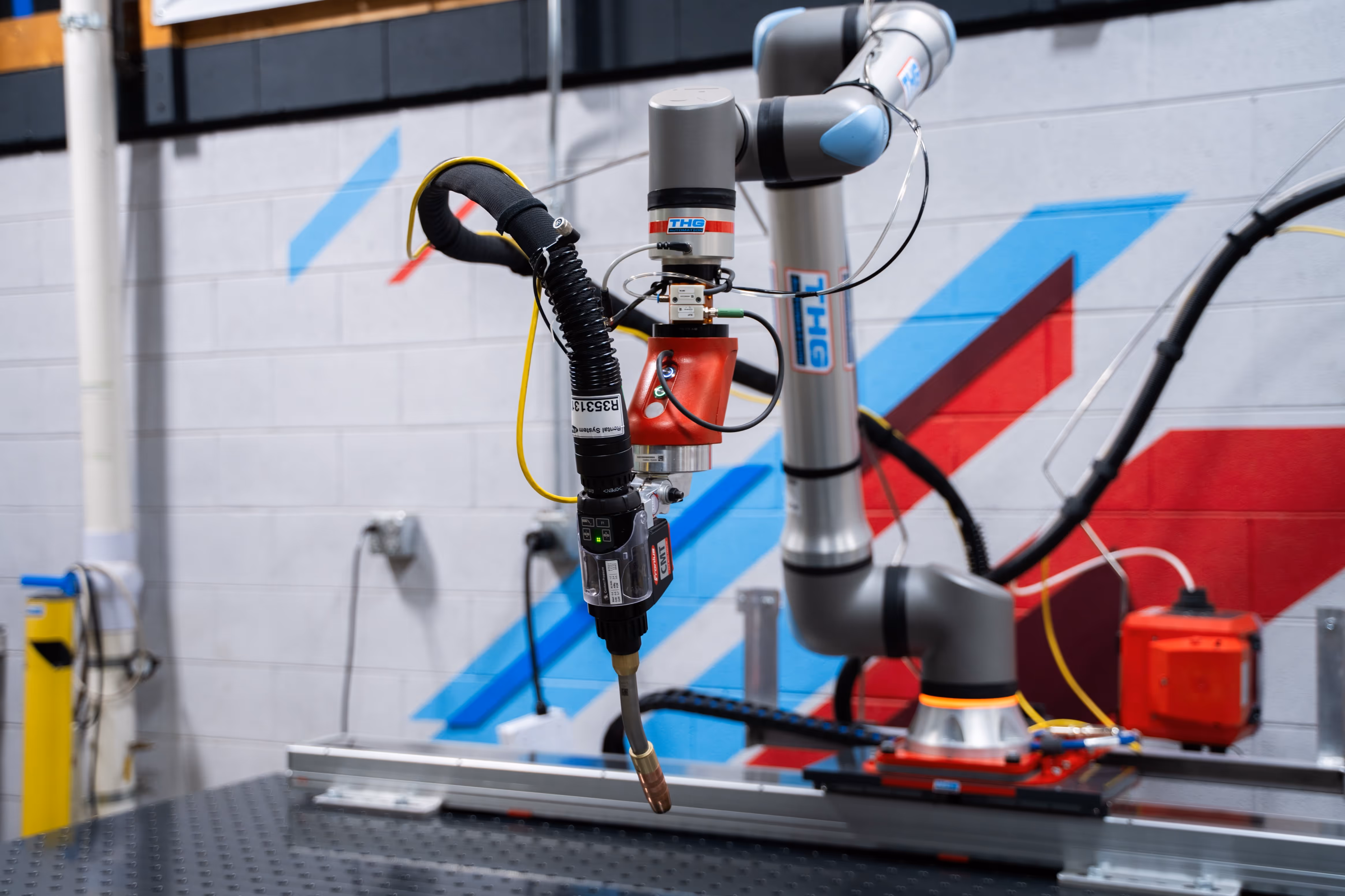 cobot MIG system from THG Automation