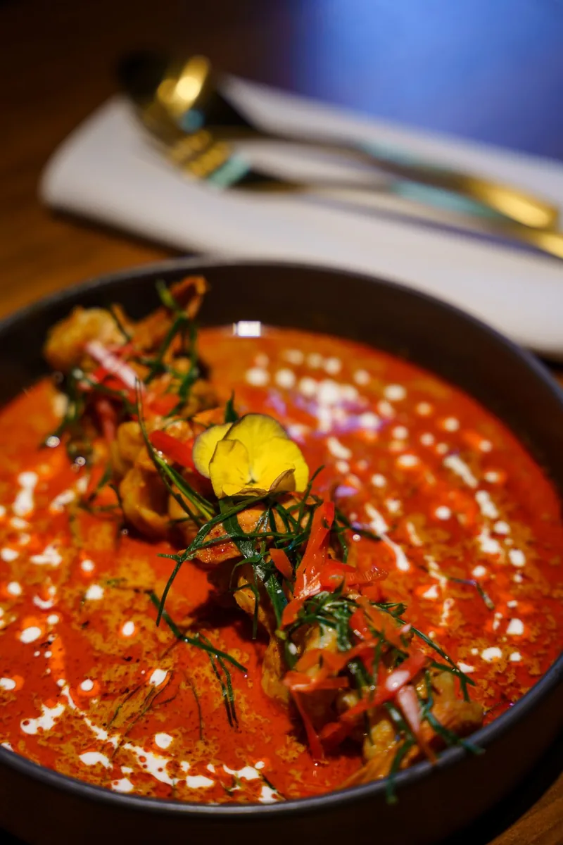 Chu-Chi Gung: tiger prawns in Chu-Chi curry