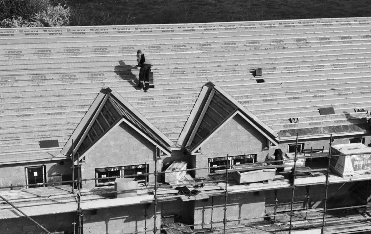 handwerk-stockimage-baumitmir-vechta-immobillien