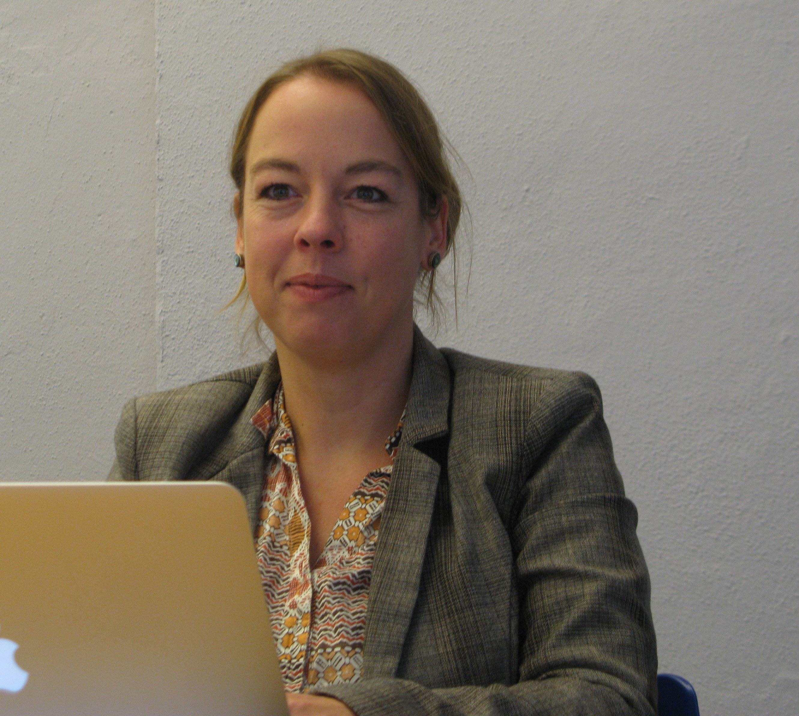 [headshot] image of customer (for a home goods store)