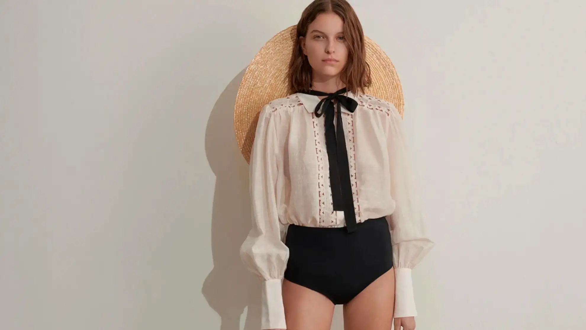 Woman dressed in clothes from the Danish fashion brand 2NDDAY.