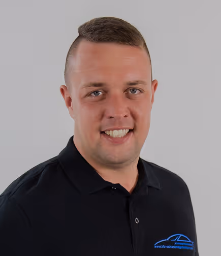 Steffen, member of the SKAR KFZ Vermietung team