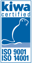 Kiwa sertifisert ISO 9001 og ISO 14001 merke i blått og hvitt.