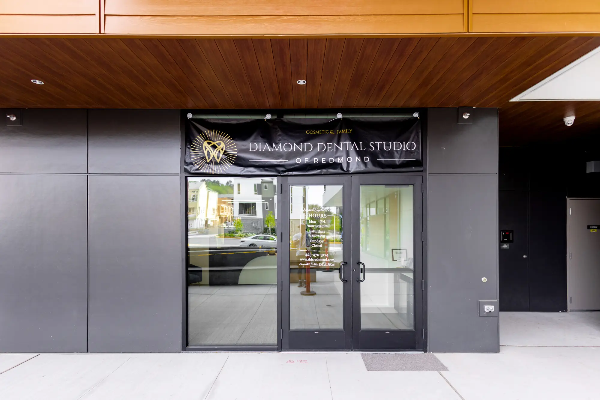 Diamond Dental Studio - Redmond WA