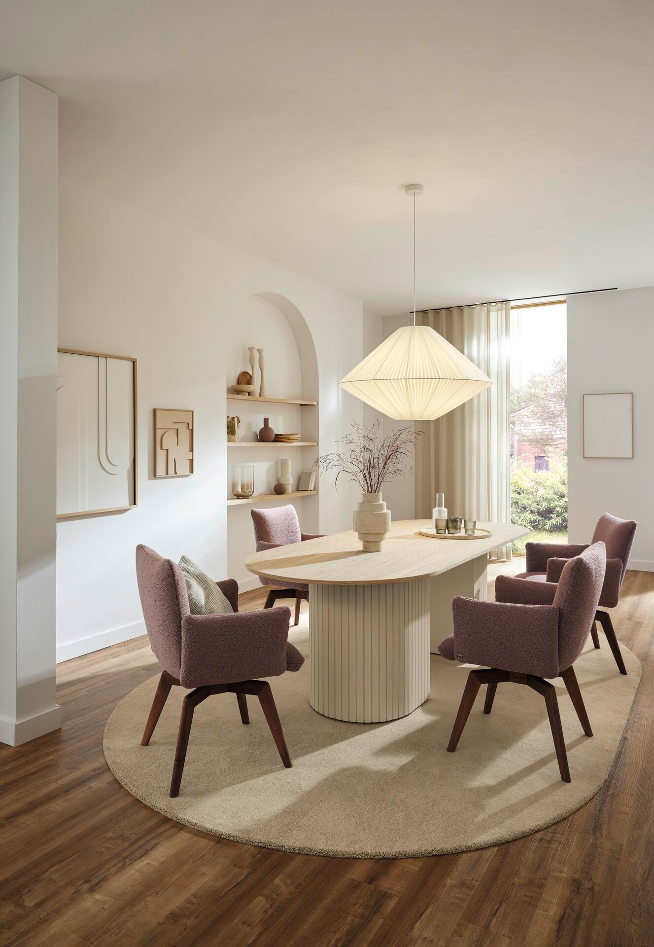 Fornye hjemme?  Bestill hjemmebesøk av Møbler & Miljø