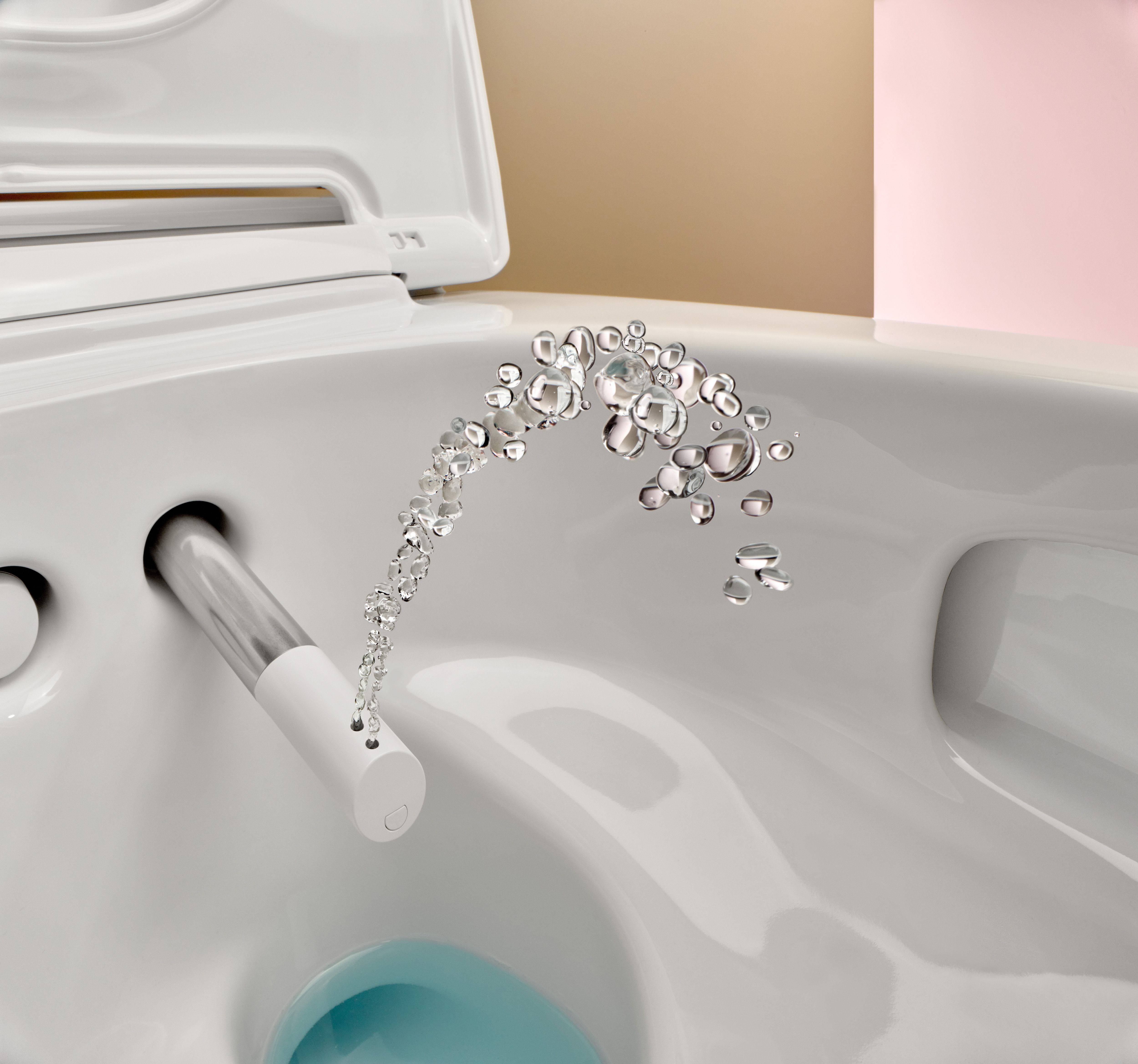 2024_Geberit AquaClean_Feature_Mera_Whirlspray_RGB_Original_2.jpg