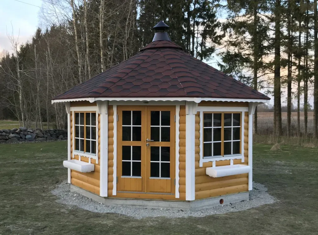 Skap hygge i hagen med egen grillhytte