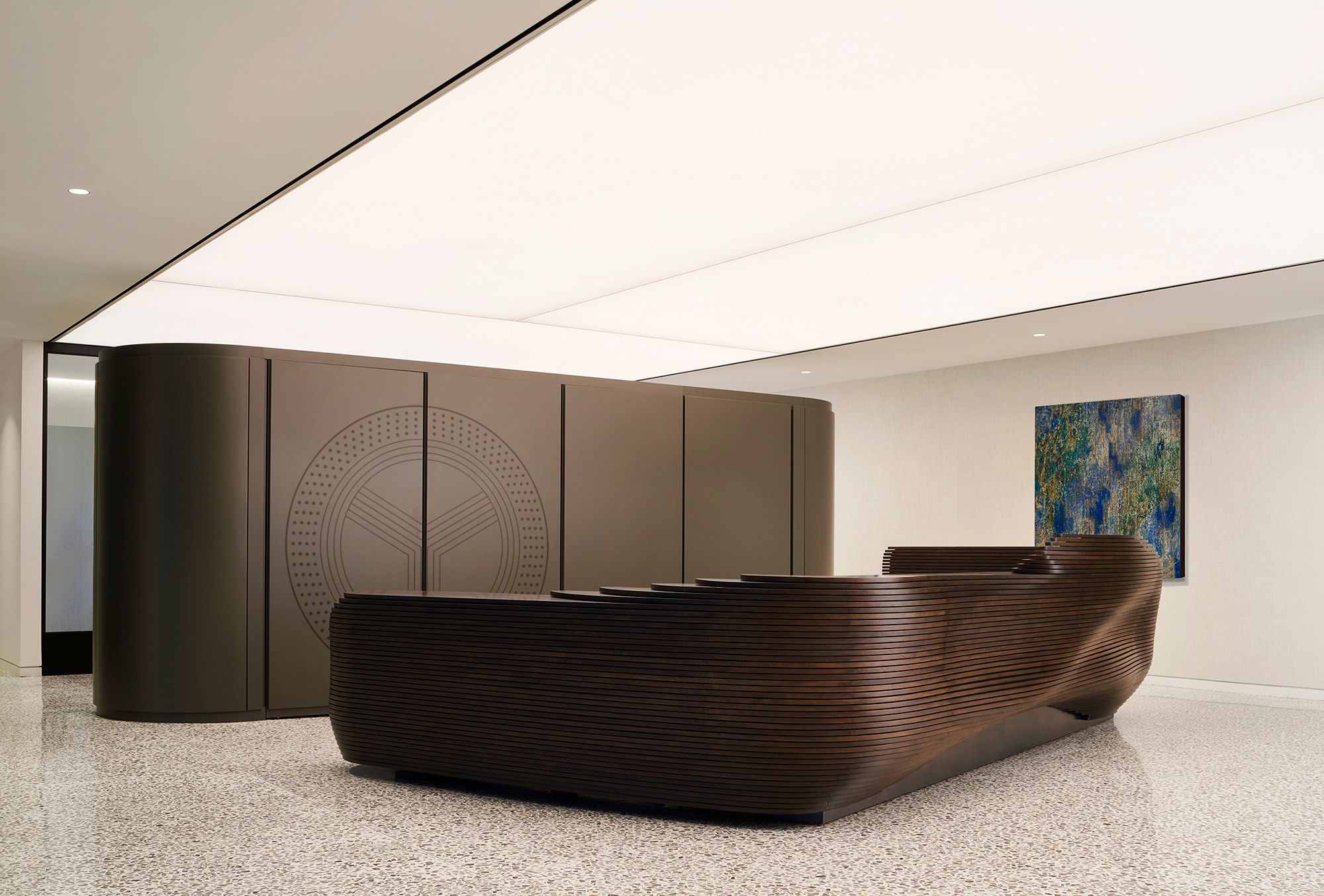 DESCOR® stoffhimling fra NORDFLO – perfekt akustikk og et 100 % rett tak uten sparkling