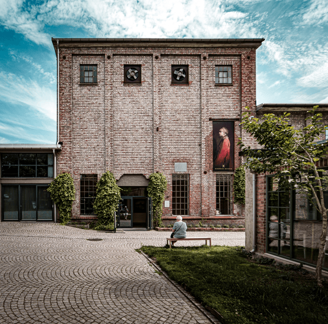 Rabatert inngang hos Nerdrum Museum