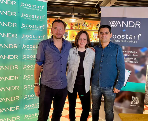 WANDR and Boostart partnership launch event in Mexico City with entrepreneurs gathering to support startup growth in Mexico's innovation ecosystem.