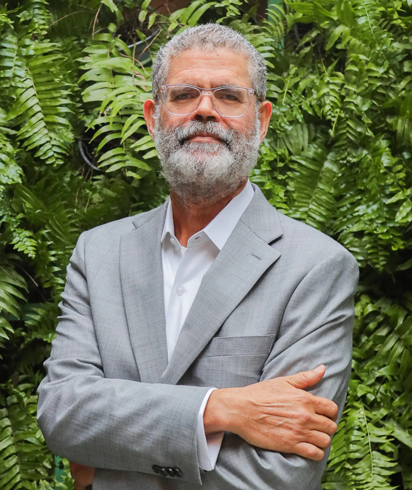 Luis Abbot Estructuralista de Long Beach Puerto Plata