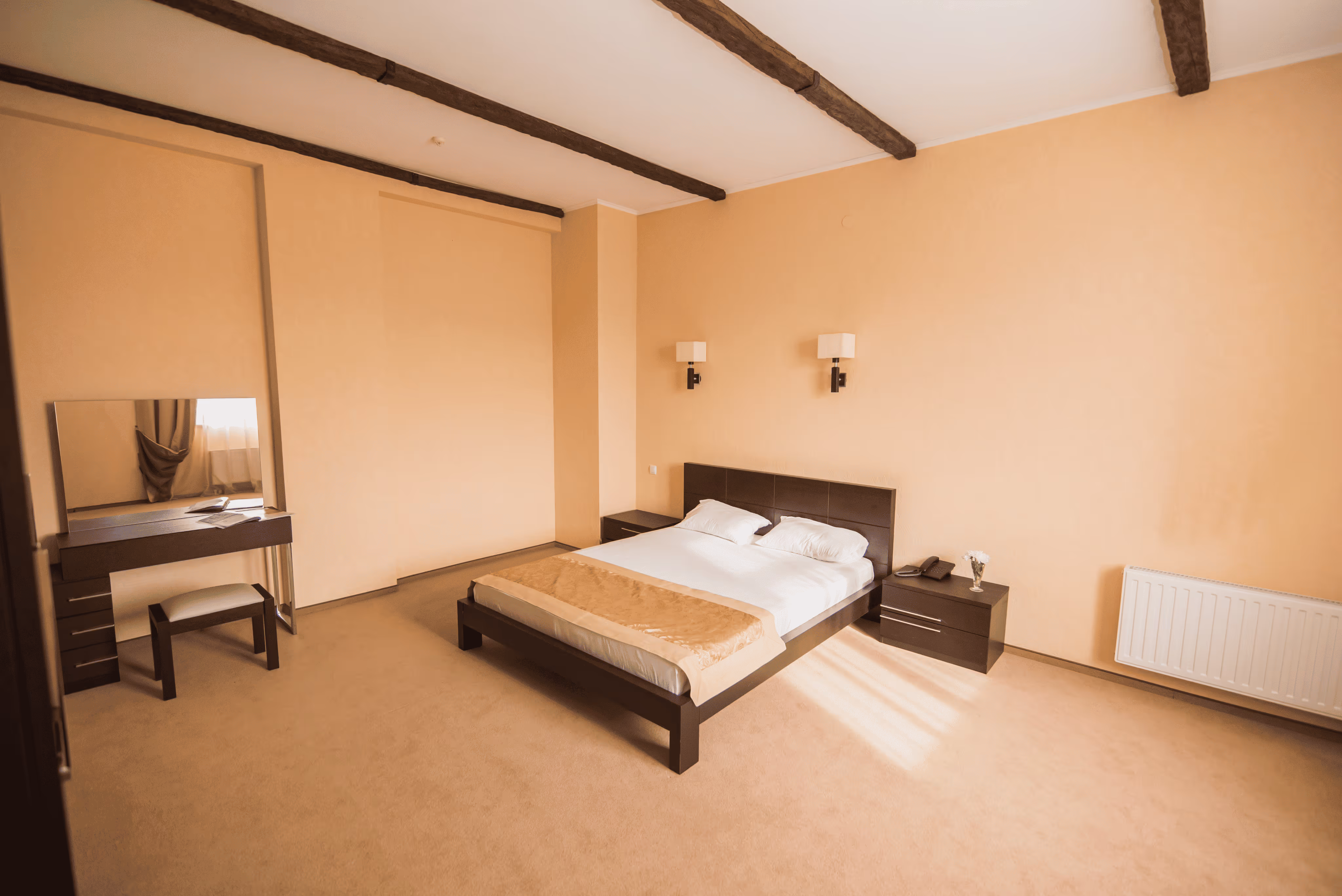 Люкс двокімнатний з балконом