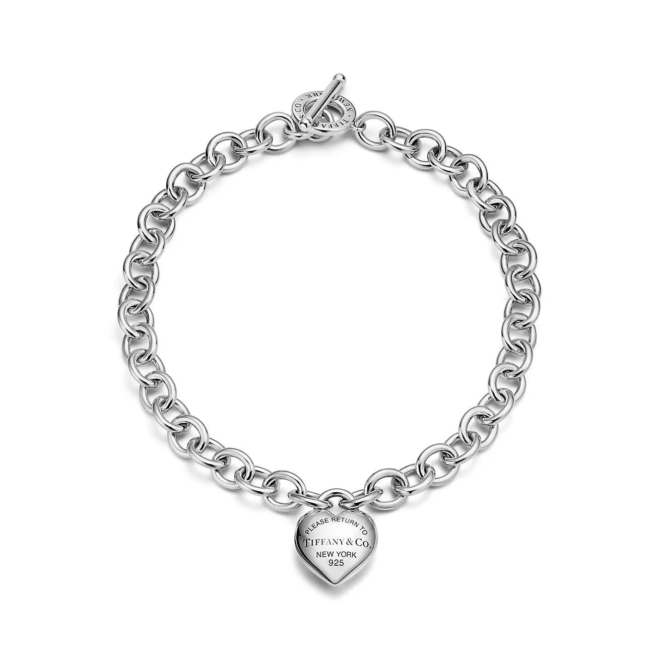 Collier Tiffany & Co. en argent 925 avec breloque cœur gravée et fermoir bâtonnet, bijou en argent