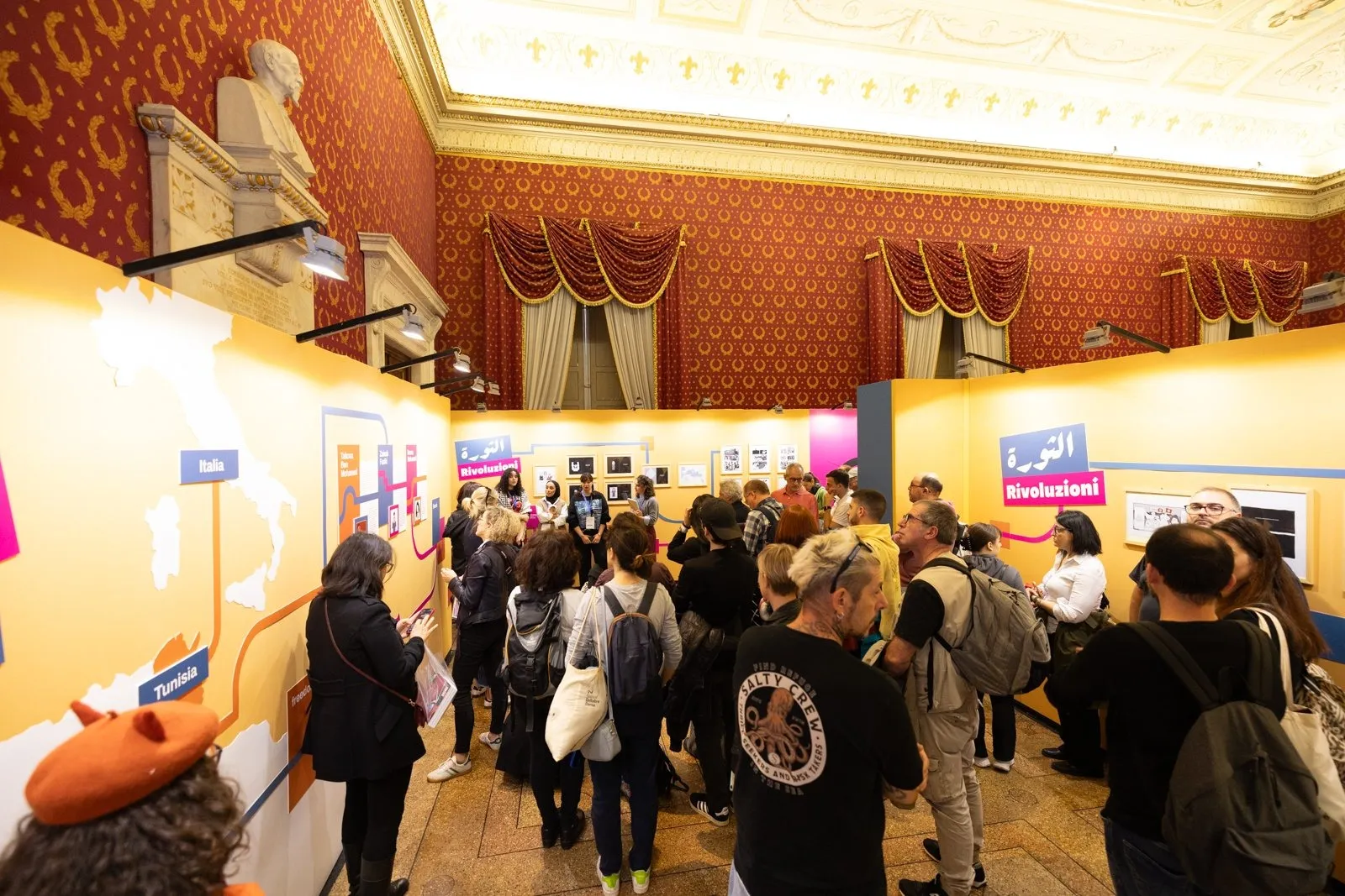 Crowds of fans seeing Kalimatuna at Palazzo Ducale, Lucca (Italy), during Lucca Comics & Games 2024, Riccardo Bonuccelli.