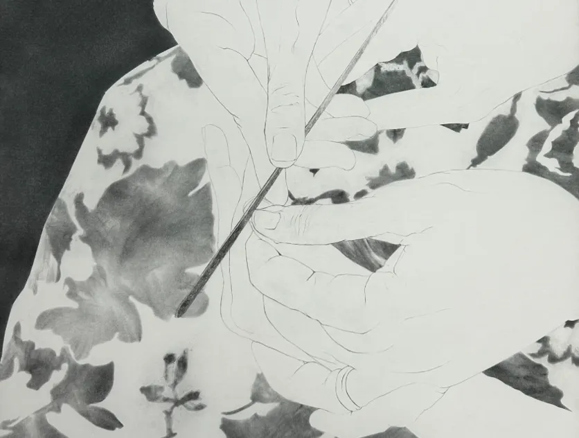 Black and white graphite and charcoal drawing of two hands filing nails against floral printed tablecloth, Efraín López exhibition Gabriela Salazar, no shoulder, archival intimacy and diaristic scenes rendered from iphone photo.
