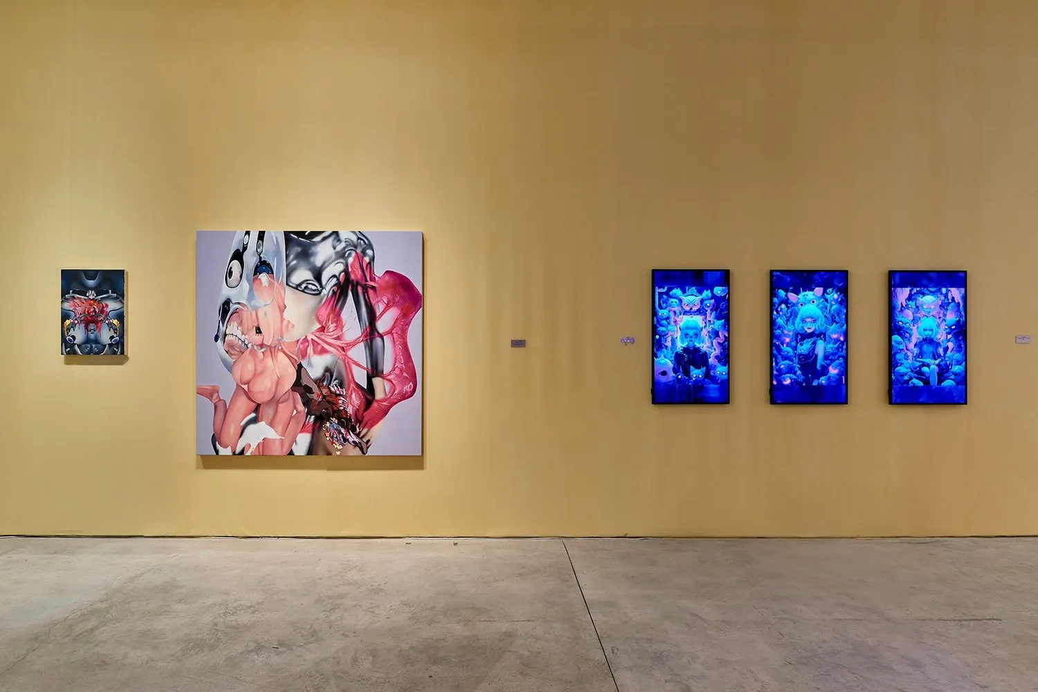 Fembot at The Hole, Tribeca, posthuman feminism robots machine age art sculpture installation, VR, AR jordan homstad