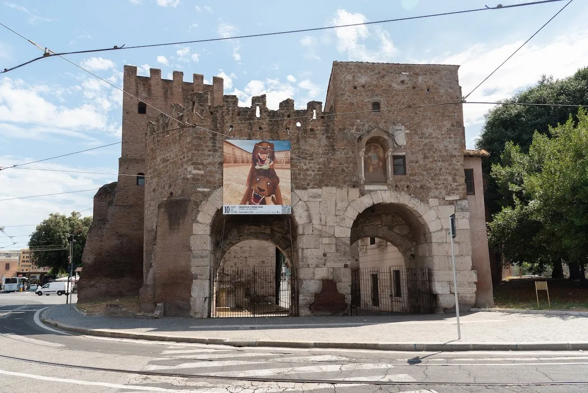 Francesca Cornacchini, Disarmo3_no guns needed, Porta San Paolo, Rome, Italy, ten gates into the future.