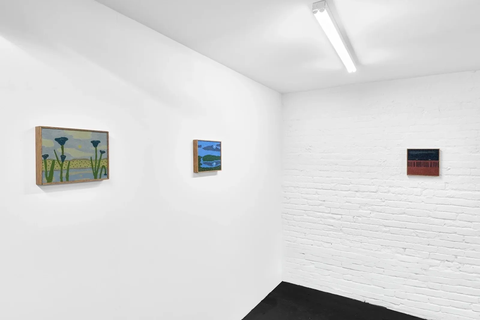 Tony Huynh, oil painting, Scroll NYC gallery exhibition, small-scale summer memories and dreams, installation view for art review