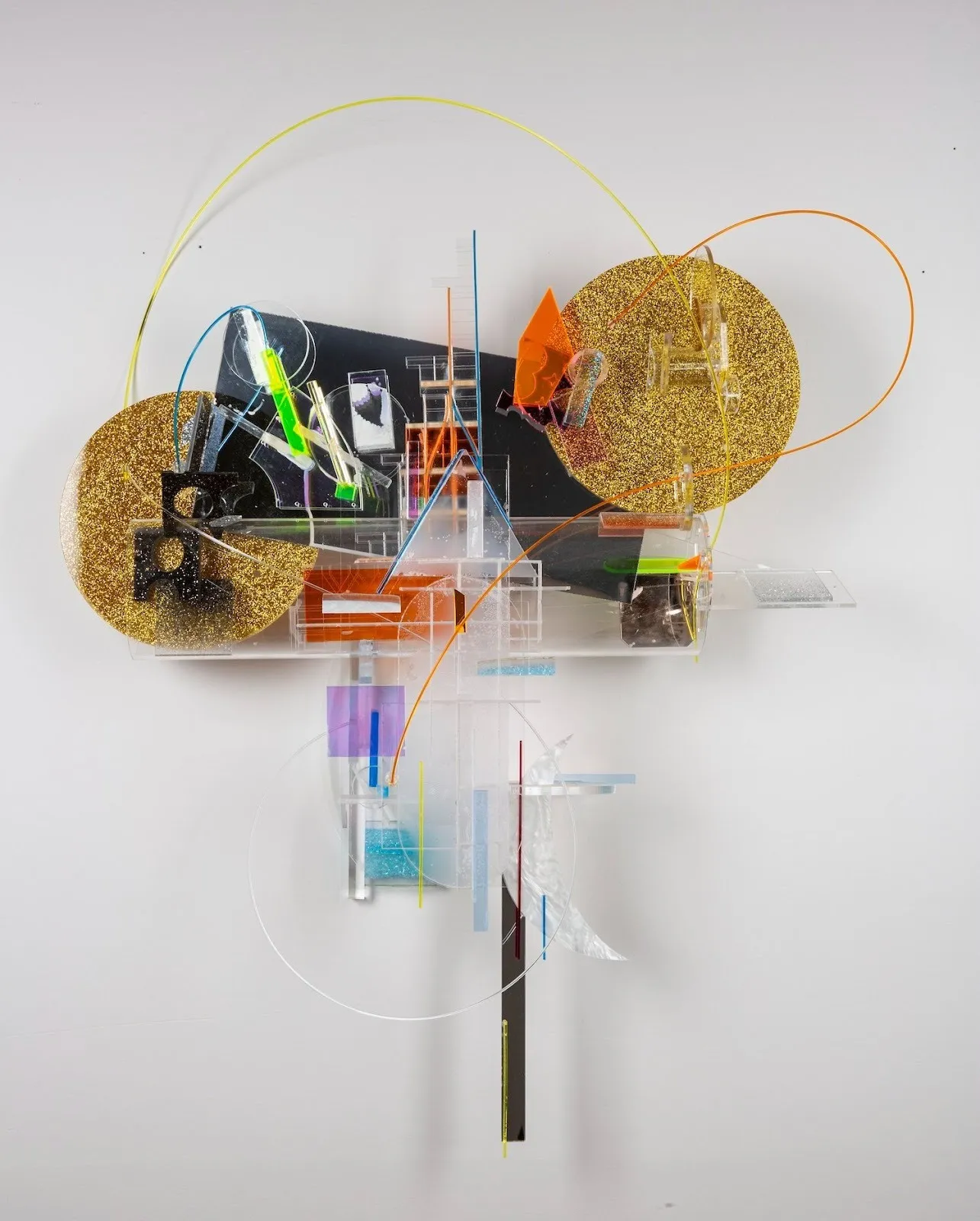 Rectangular transparent colorful acrylic plastic sheets, round metal plates, printed photographs, sculptural installation Jingyao Huang, Echo from 2023.08.02–08.22 Imaginary Playground.