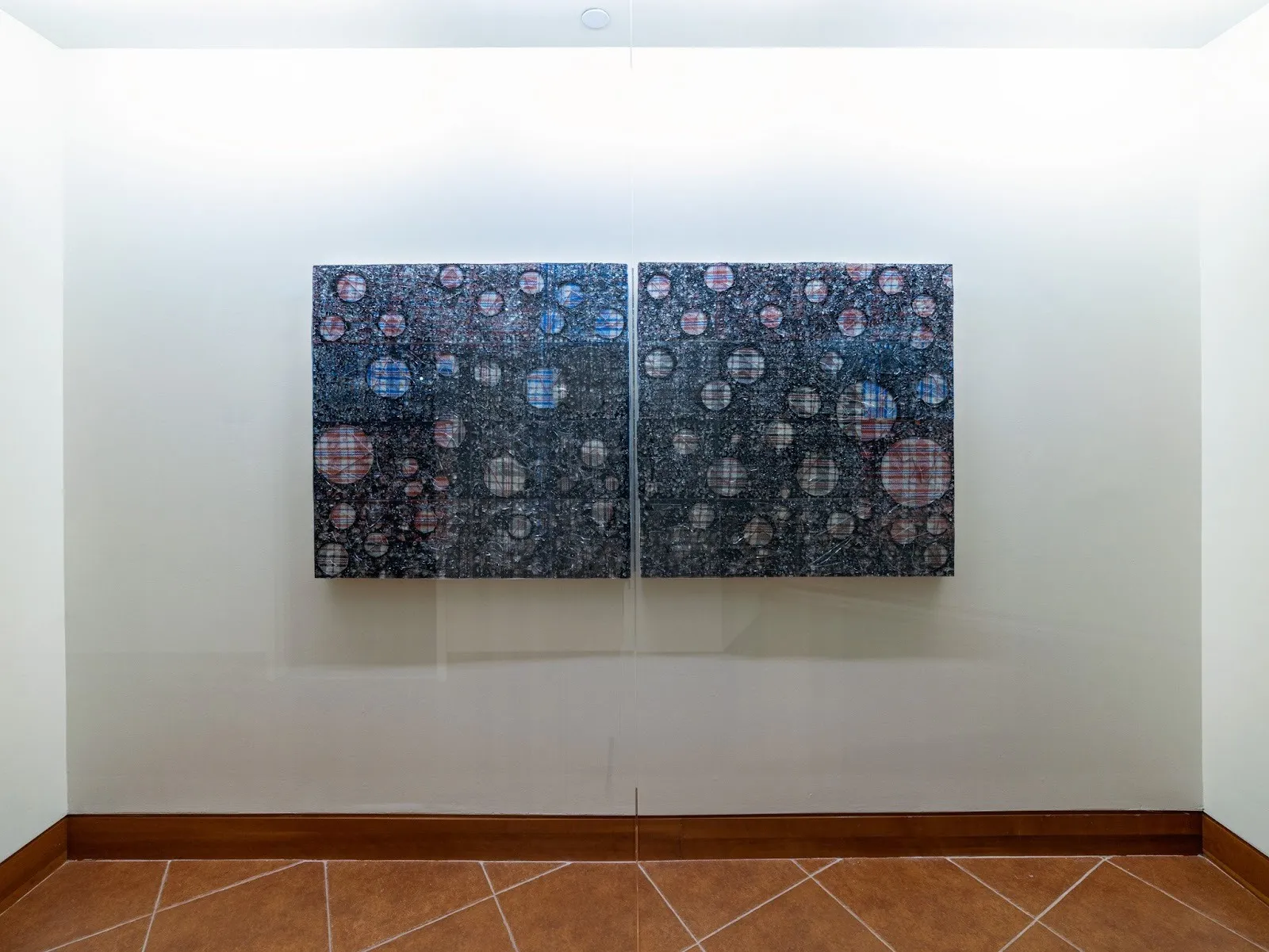 Layo Bright, Horizon Line 1 & 2 (2022/2024). Fused glass and “Ghana Must Go” bag on custom panel, solo exhibition about diaspora and storytelling at Montclair university.