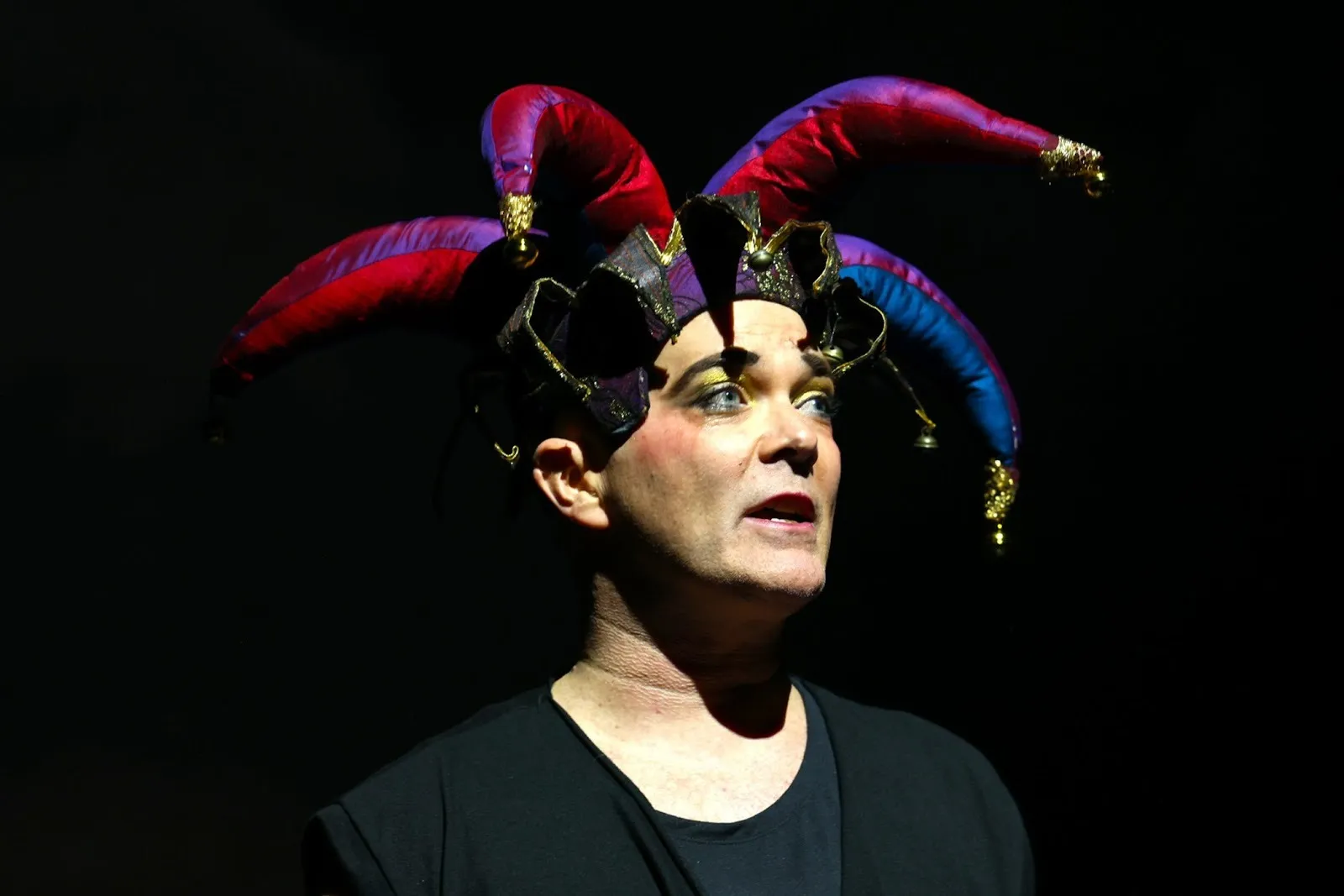 Taylor Mac as Artist. Photo by Hollis King.