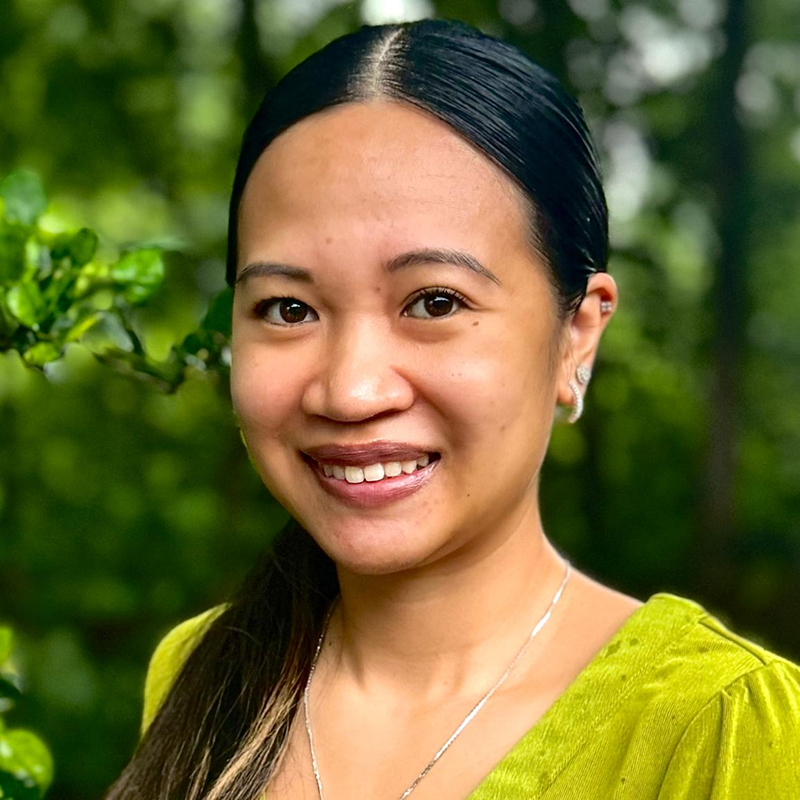 Professional photo of Victoria Suwardiman