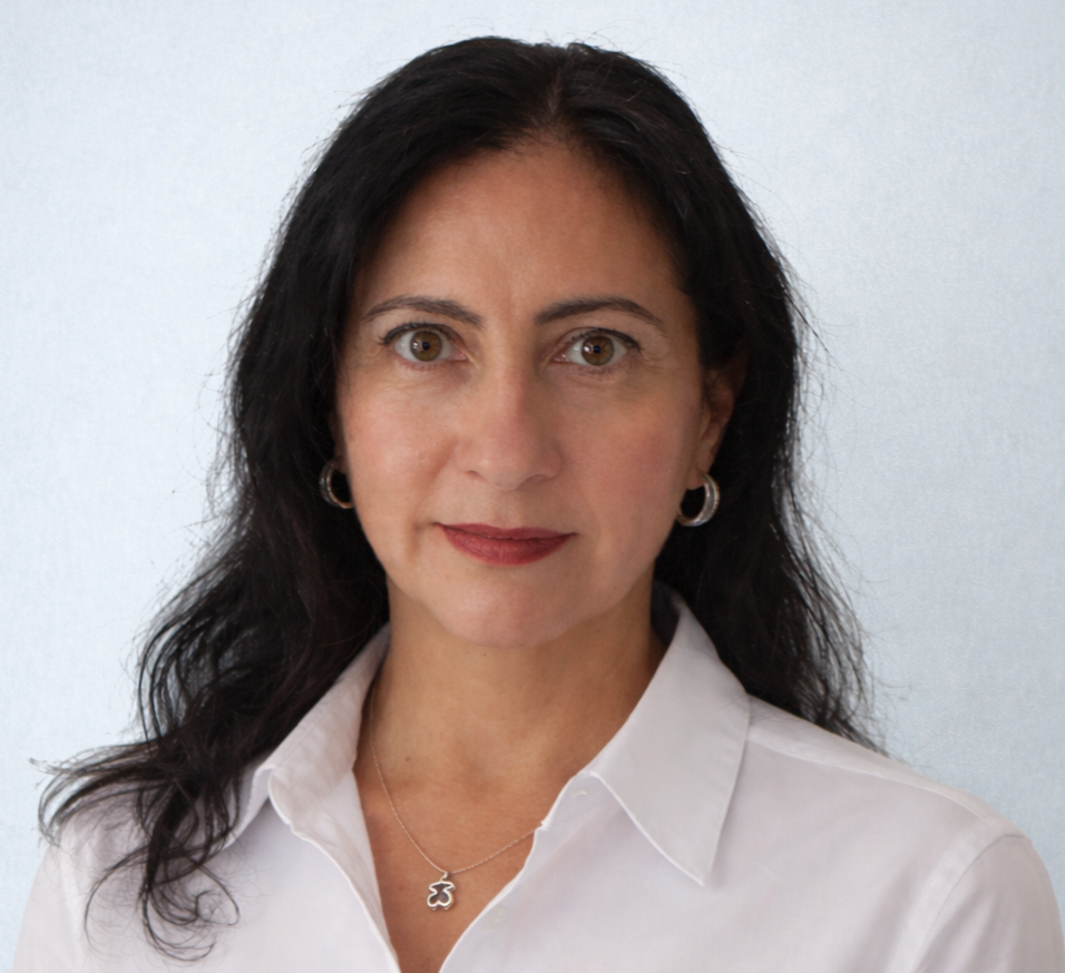 Professional photo of Marcela Rojas