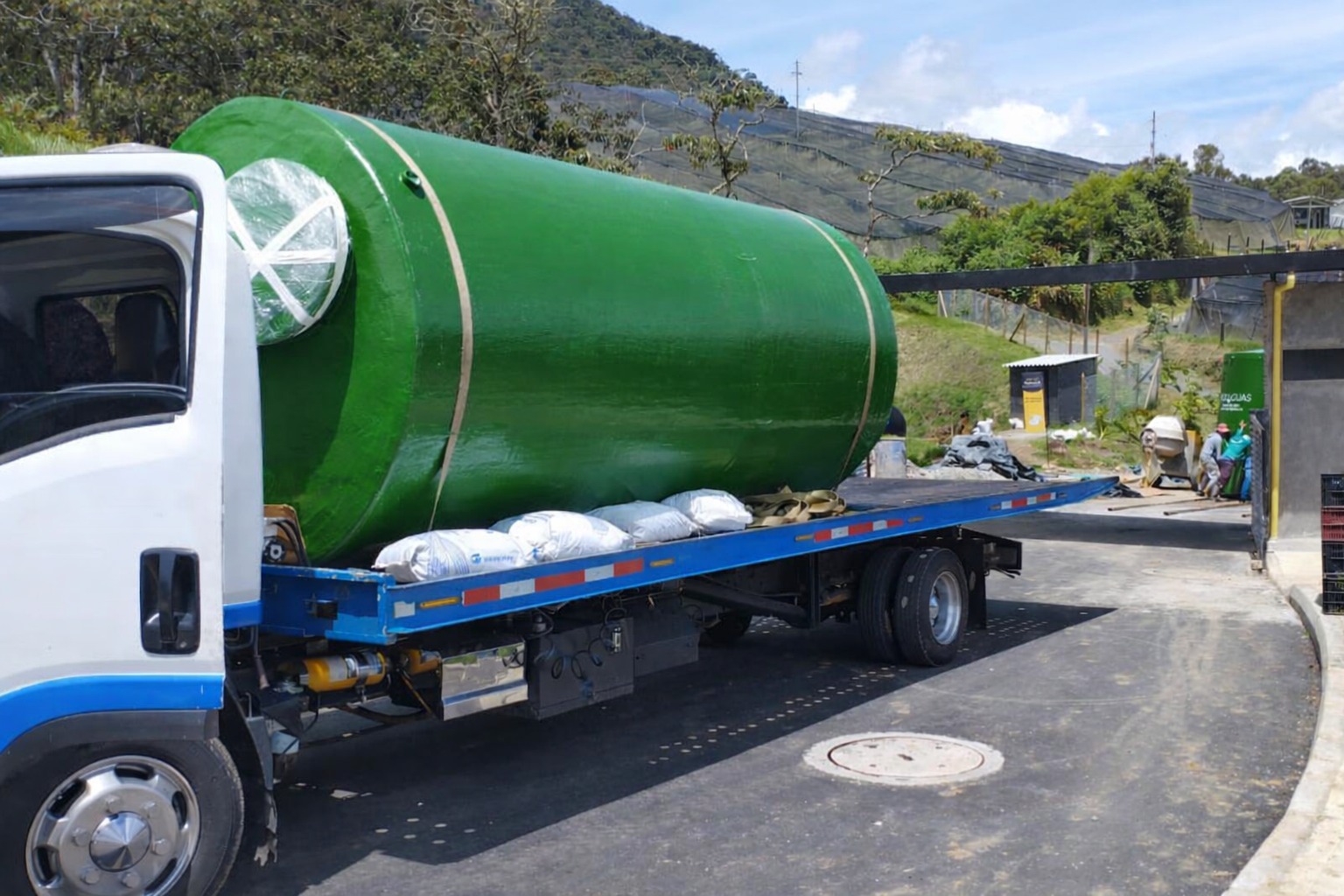Tanque de Almacenamiento de Agua de 25000 Litros - Distriambiente