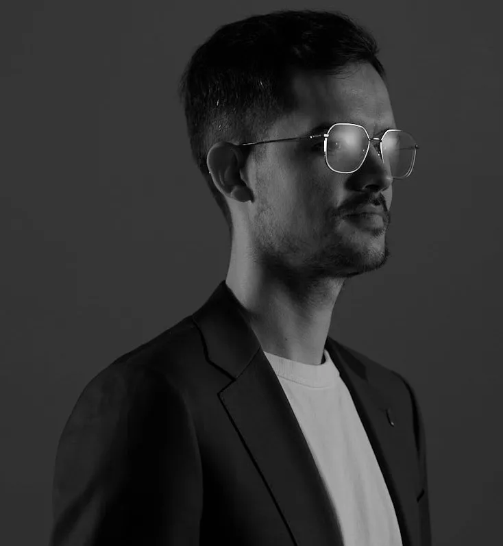 Владимир Мотин