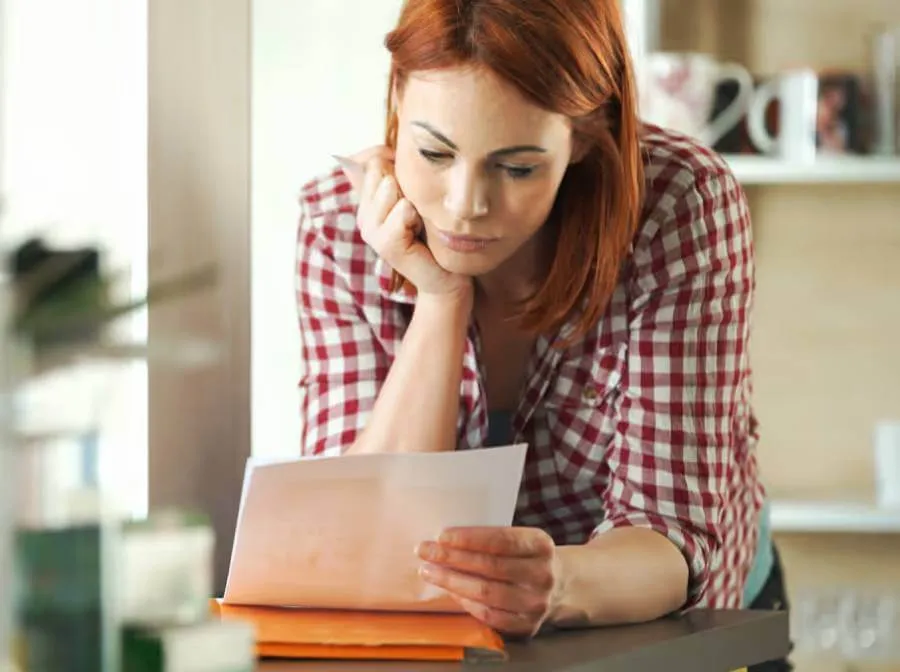 Woman setting up an Estate bank account.