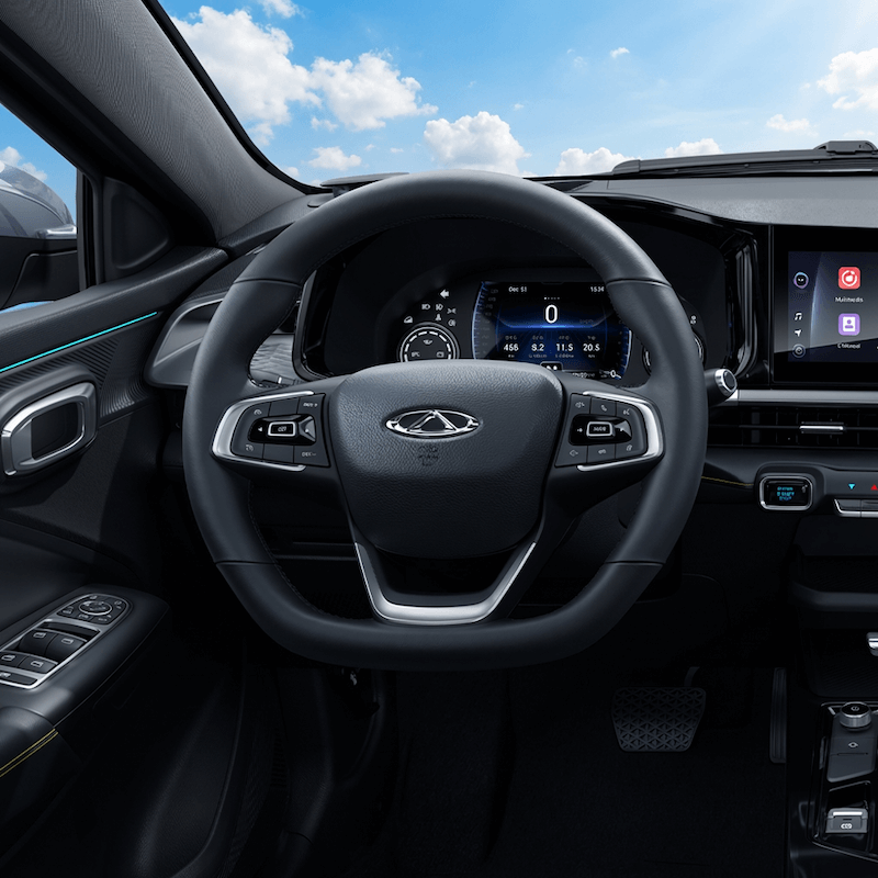 Chery Tiggo 2 Pro Max — volante multifunción forrado en cuero